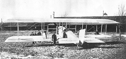 Sturtevant S type plane (note the gunner on each wing)