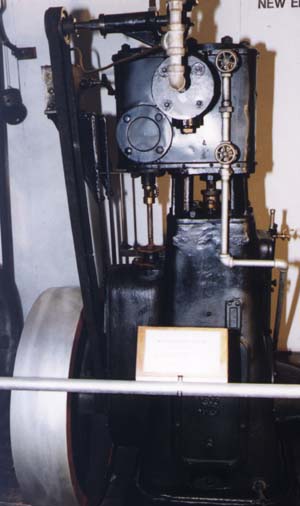 Sturtevant Steam Engine, 1910, Photograph courtesy of the New England Wireless and Steam Museum